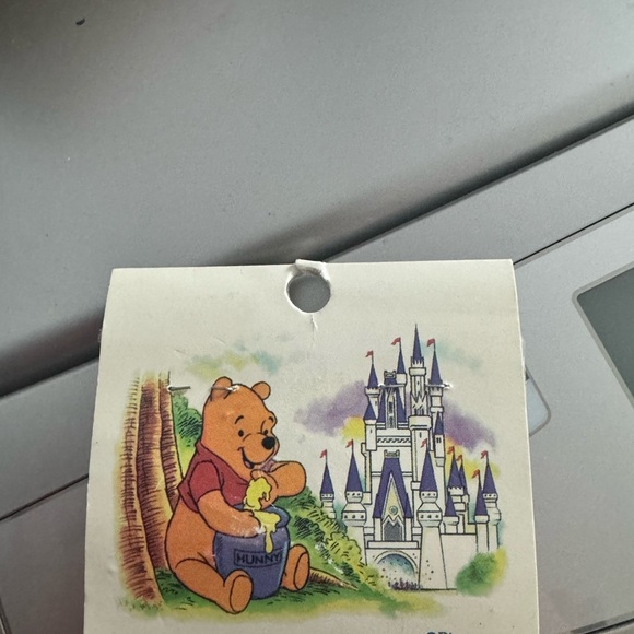 Vintage Disney Pin - Picture 2 of 3